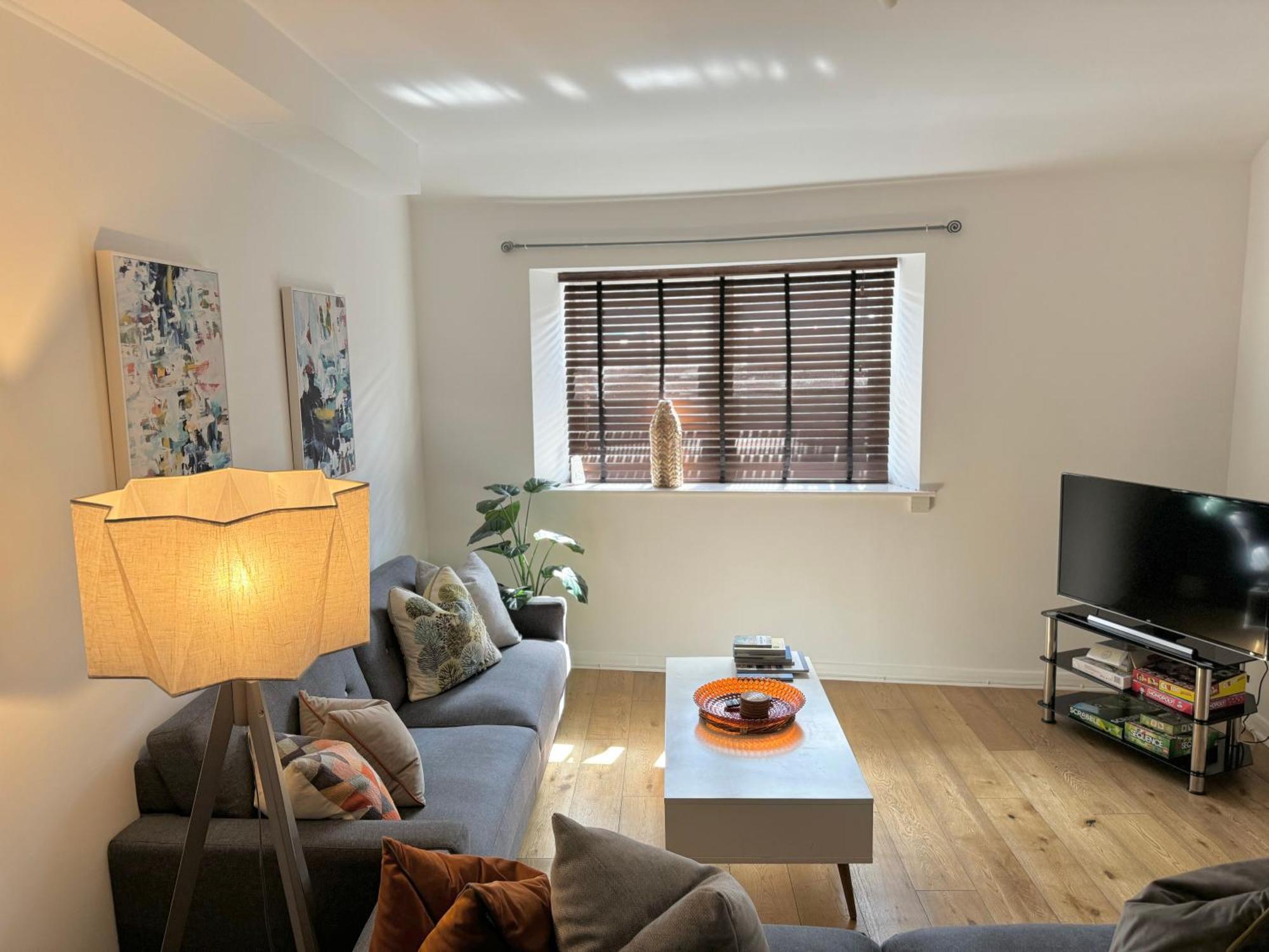 Nordic Suites Ulverston Bagian luar foto