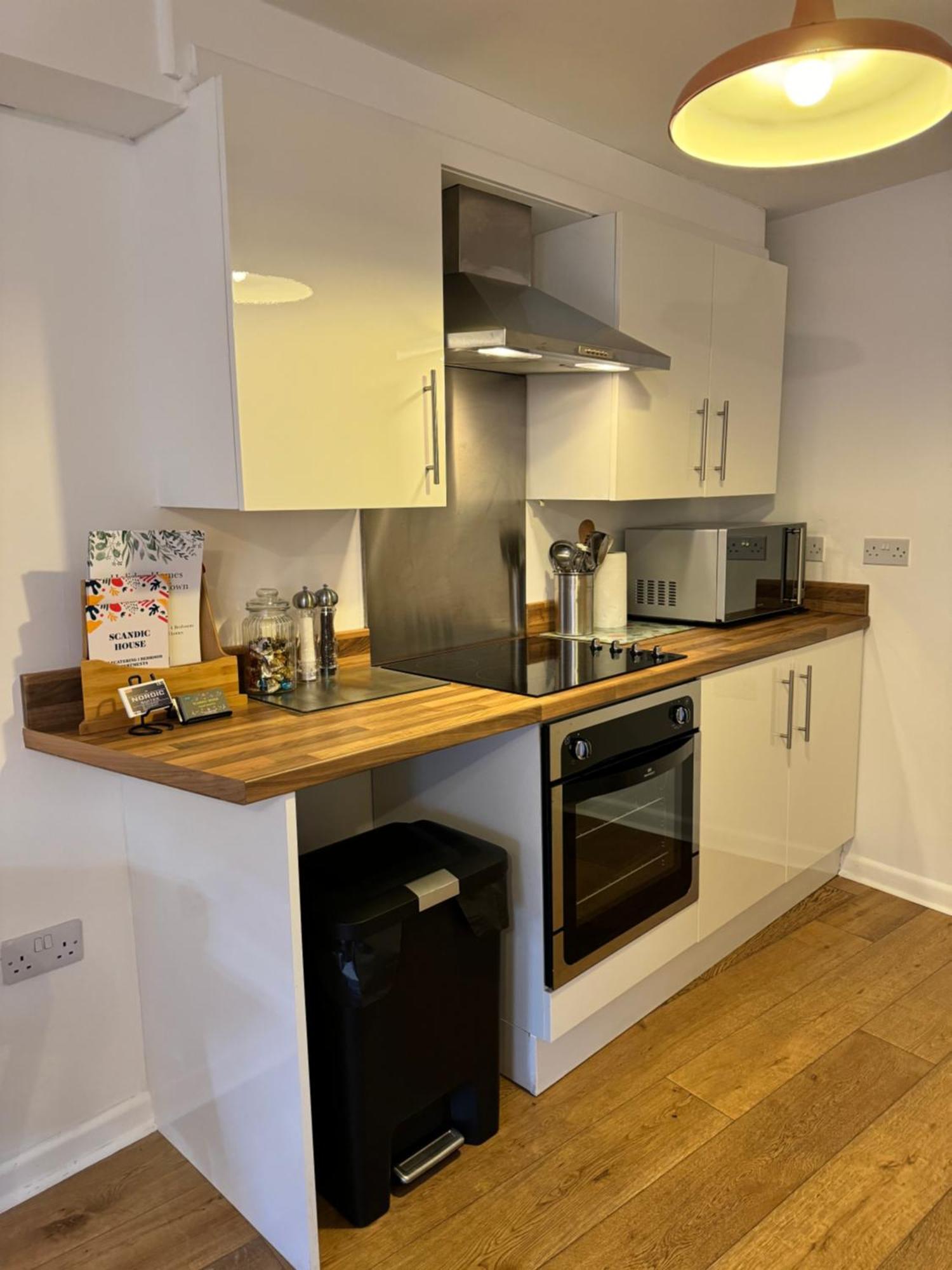 Nordic Suites Ulverston Bagian luar foto