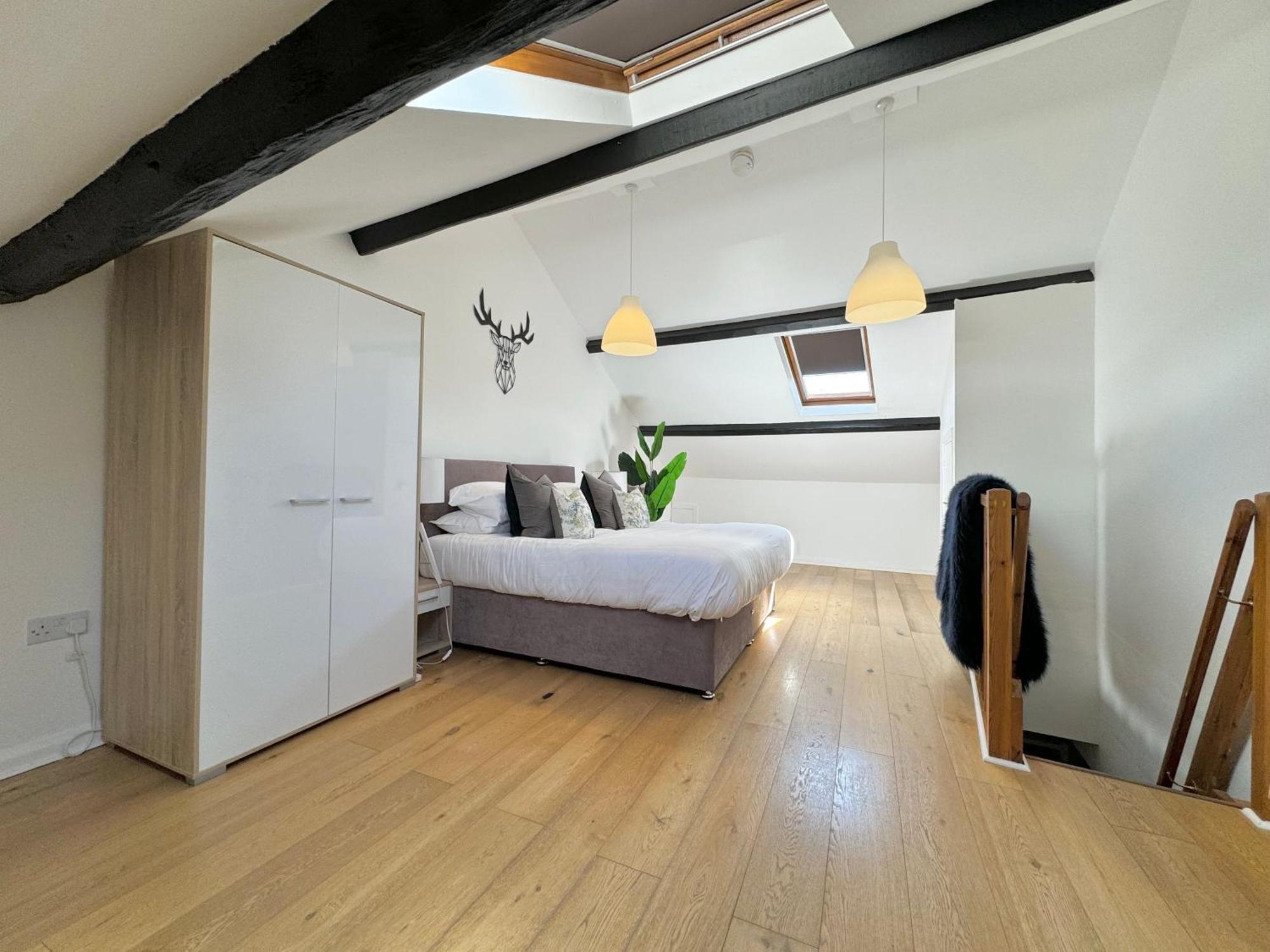 Nordic Suites Ulverston Bagian luar foto