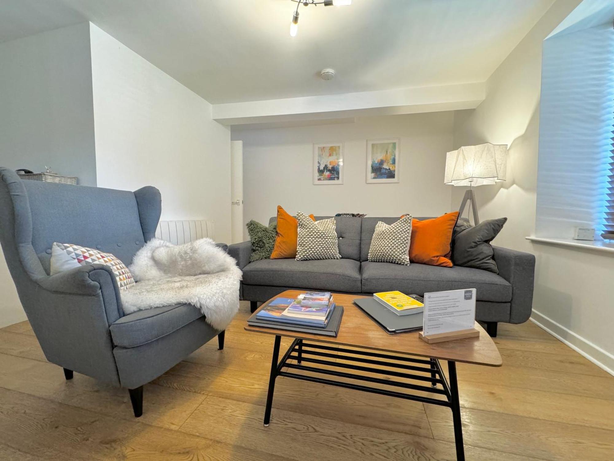 Nordic Suites Ulverston Bagian luar foto